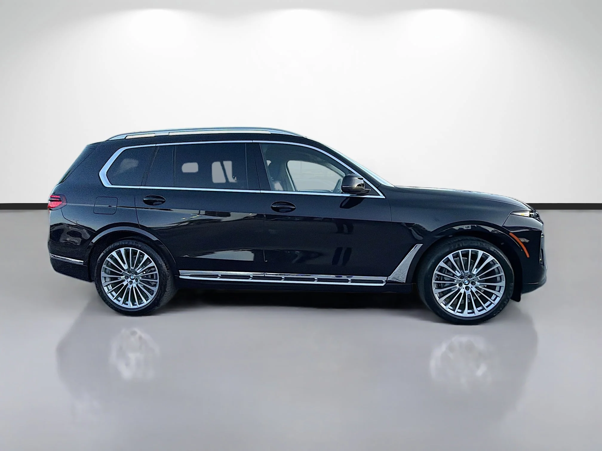 New 2027 Black Sapphire Metallic BMW xDrive40i image 2