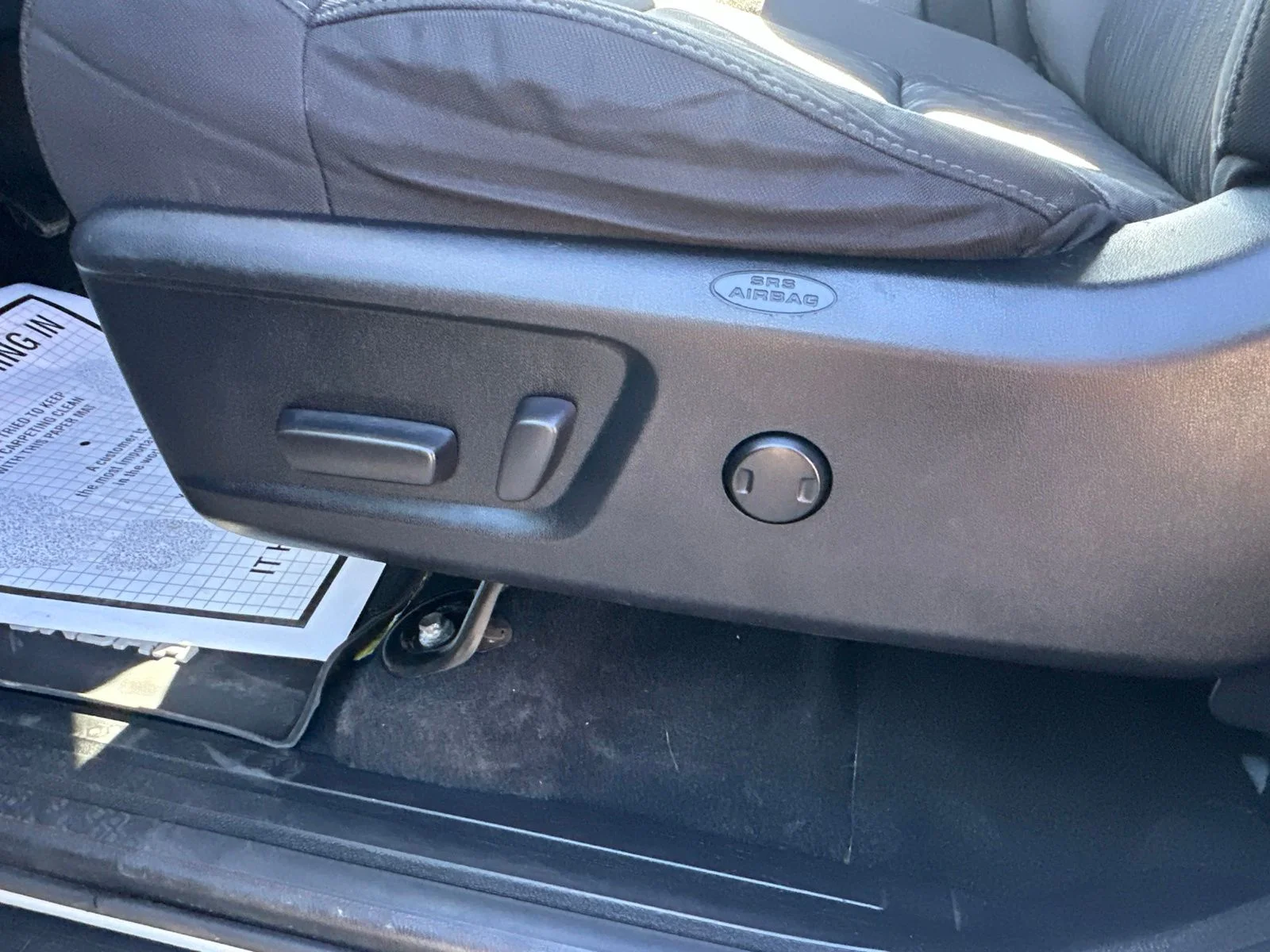Used 2020 White Toyota SR5 image 14