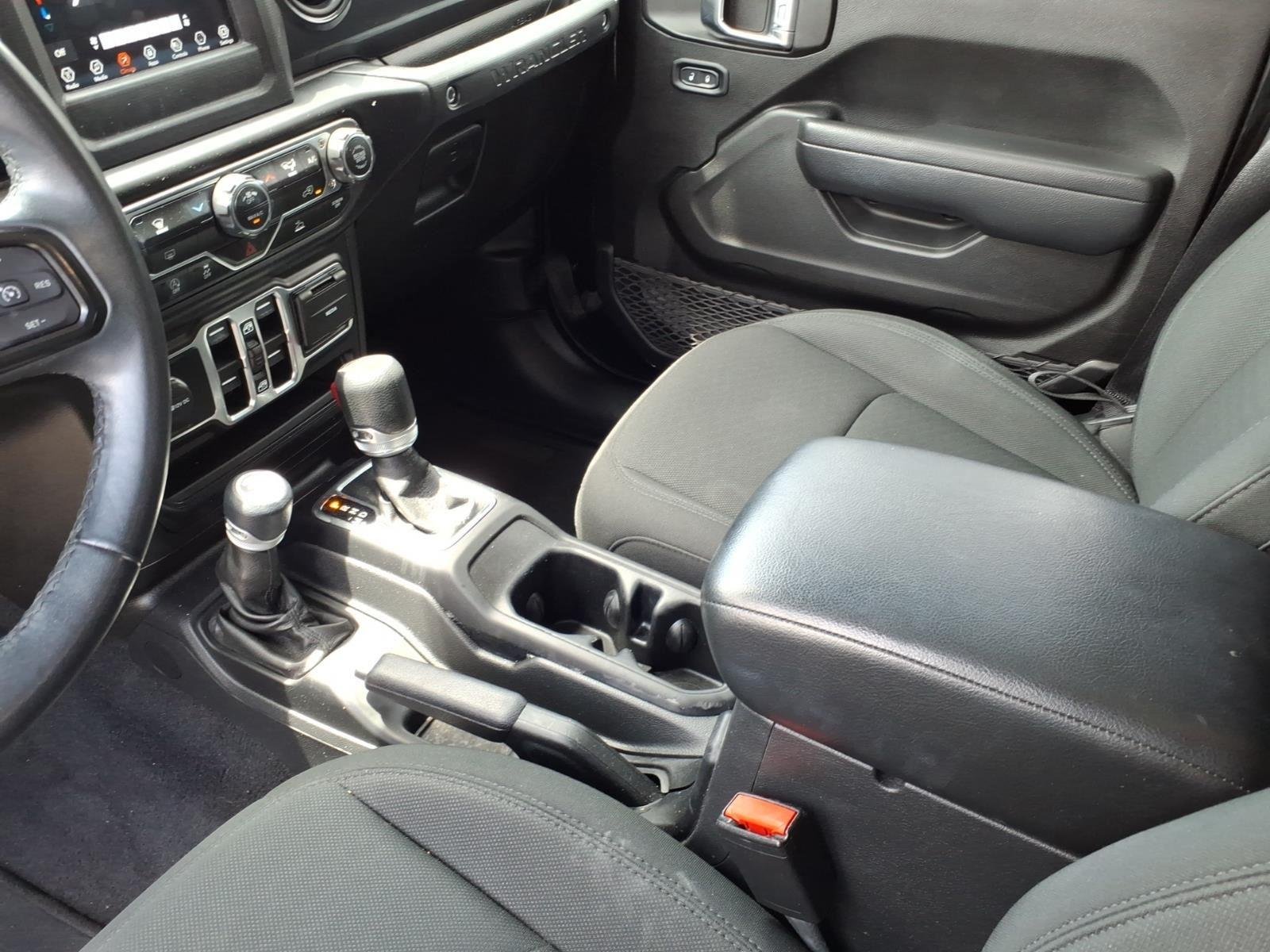 Used 2022 Black Clearcoat Jeep Unlimited Sport Altitude image 22