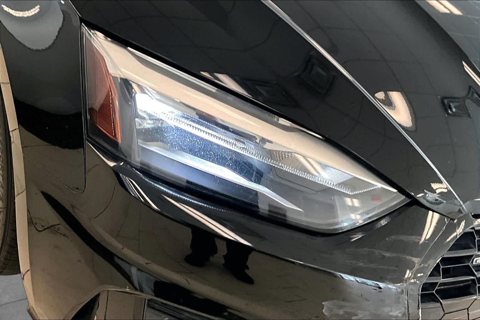 Used 2022 Brilliant Black Audi Premium image 25