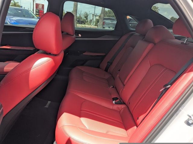 2025 Kia K5 GT-Line - Photo 11