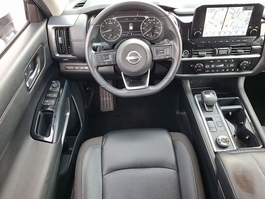 Used 2024 White Nissan SL image 13