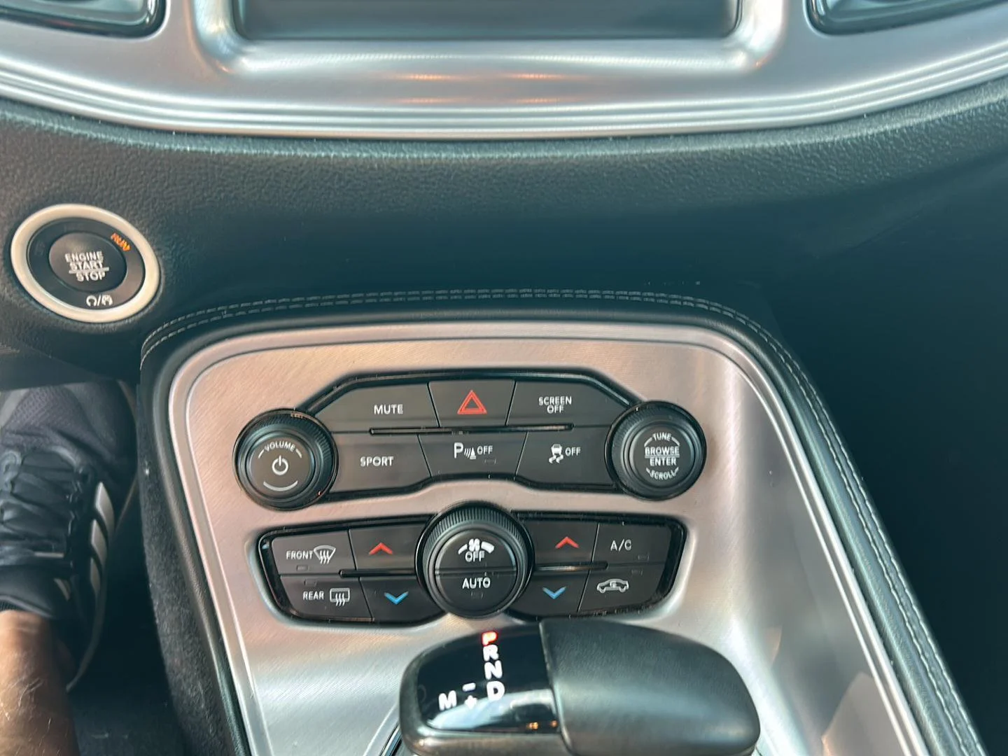 Used 2023 Torred Clearcoat Dodge R/T image 10