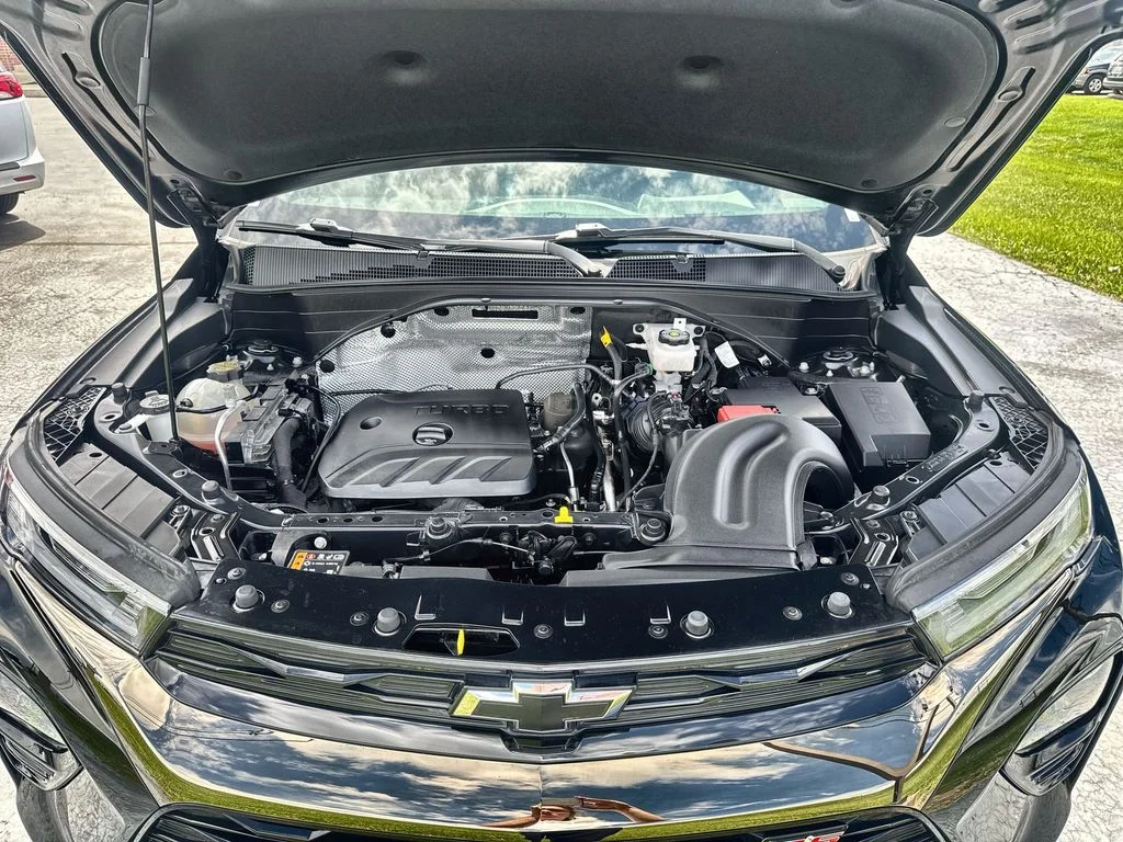 Used 2022 Black Chevrolet RS image 24