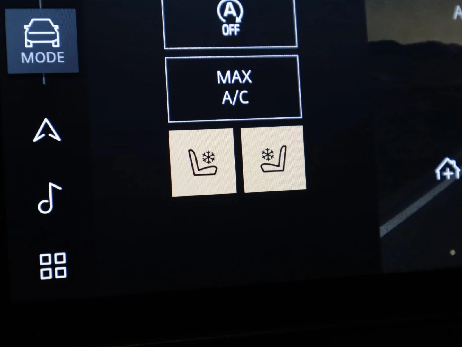 Used 2024 White Land Rover Autobiography image 33
