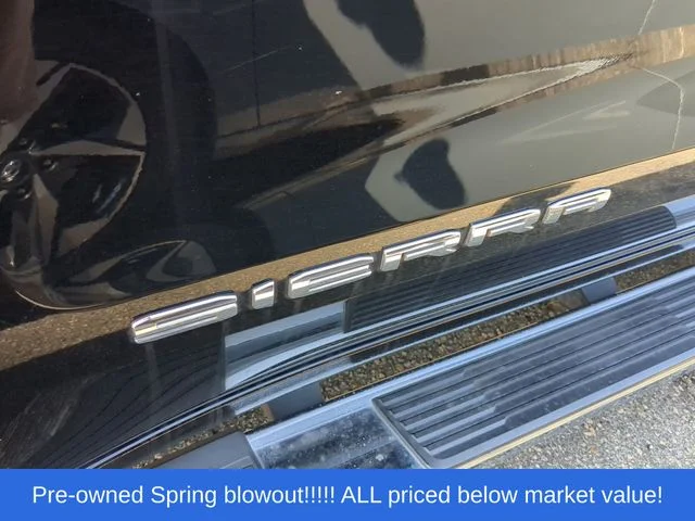 Used 2020 Black GMC SLT image 10