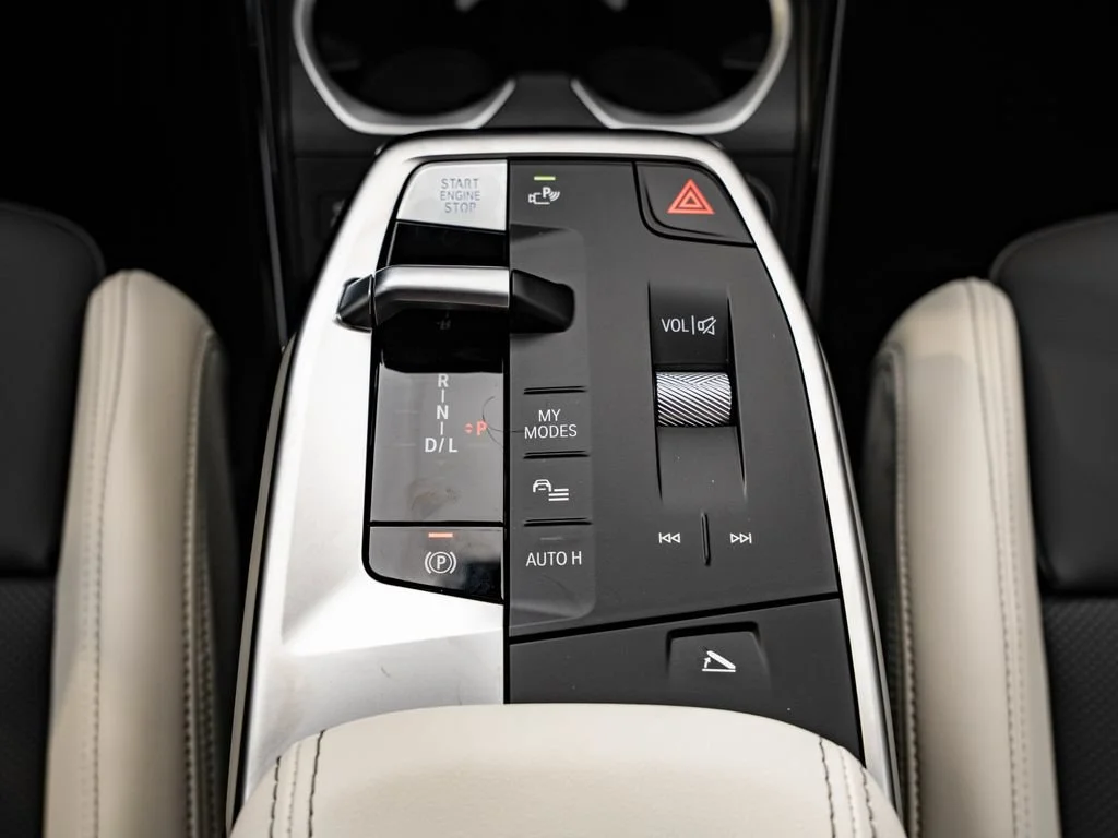 New 2027 Skyscraper Grey Metallic BMW xDrive28i image 38