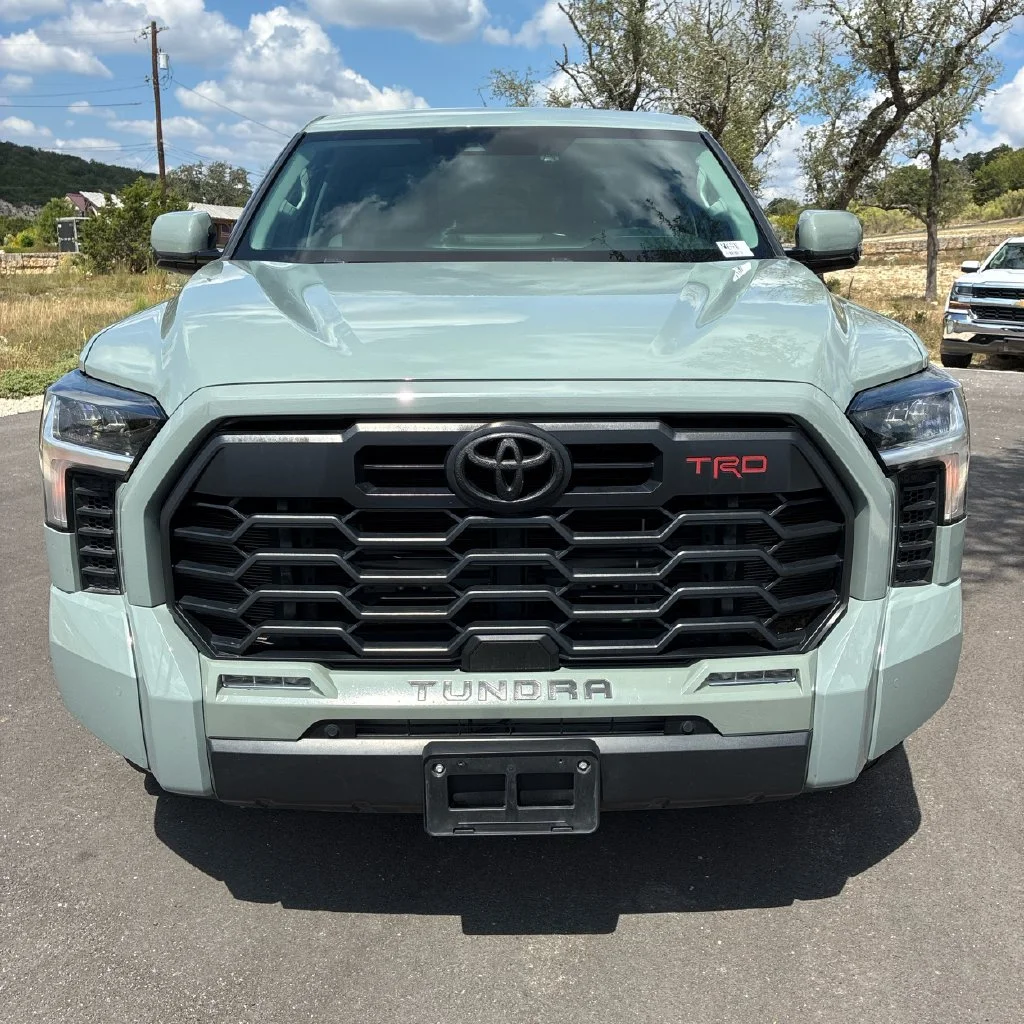 Used 2022 Lunar Toyota SR5 image 6