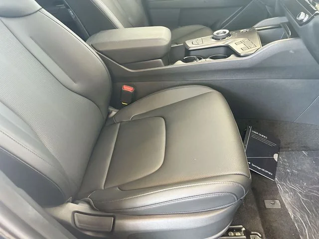 New 2027 Fusion Black Kia EX image 27
