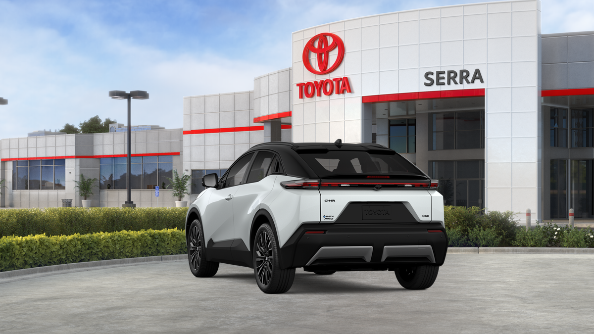 New 2026 Wind Chill Pearl with Midnight Black Metallic roof Toyota XSE image 7