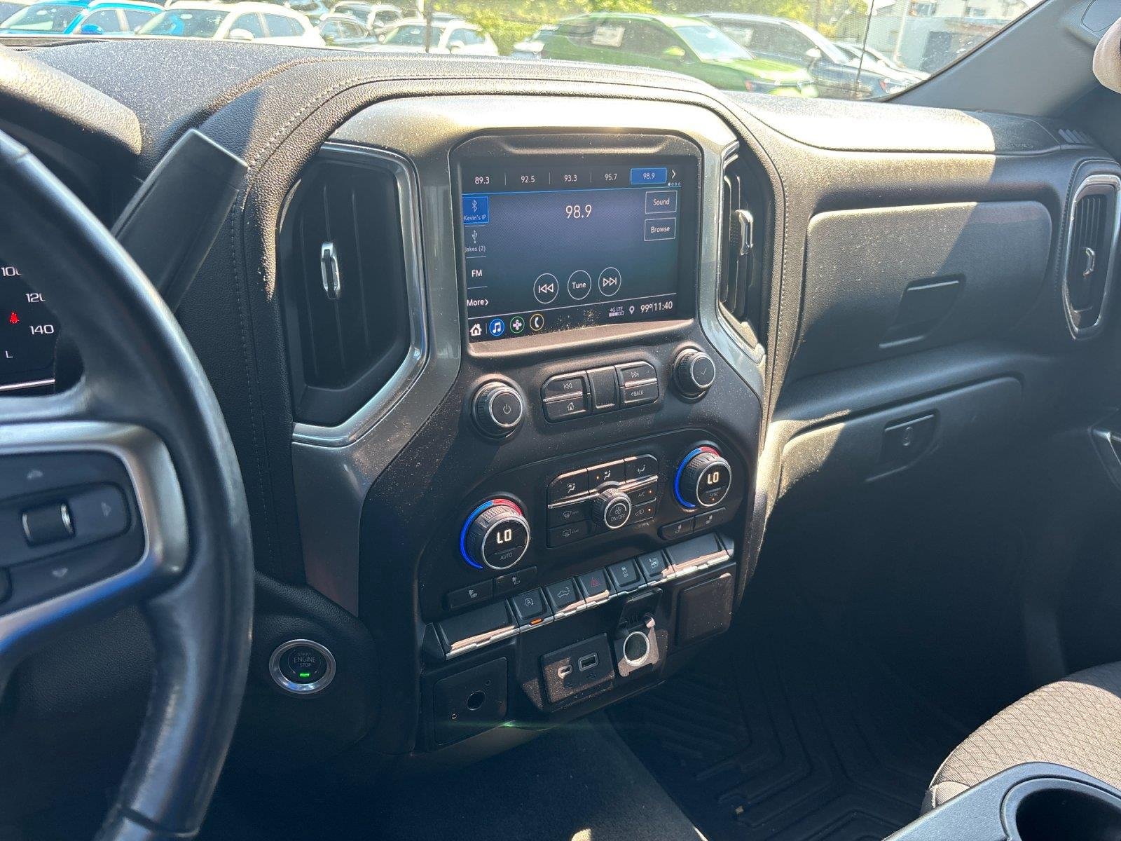 Used 2019 Silver Ice Metallic Chevrolet LT image 27