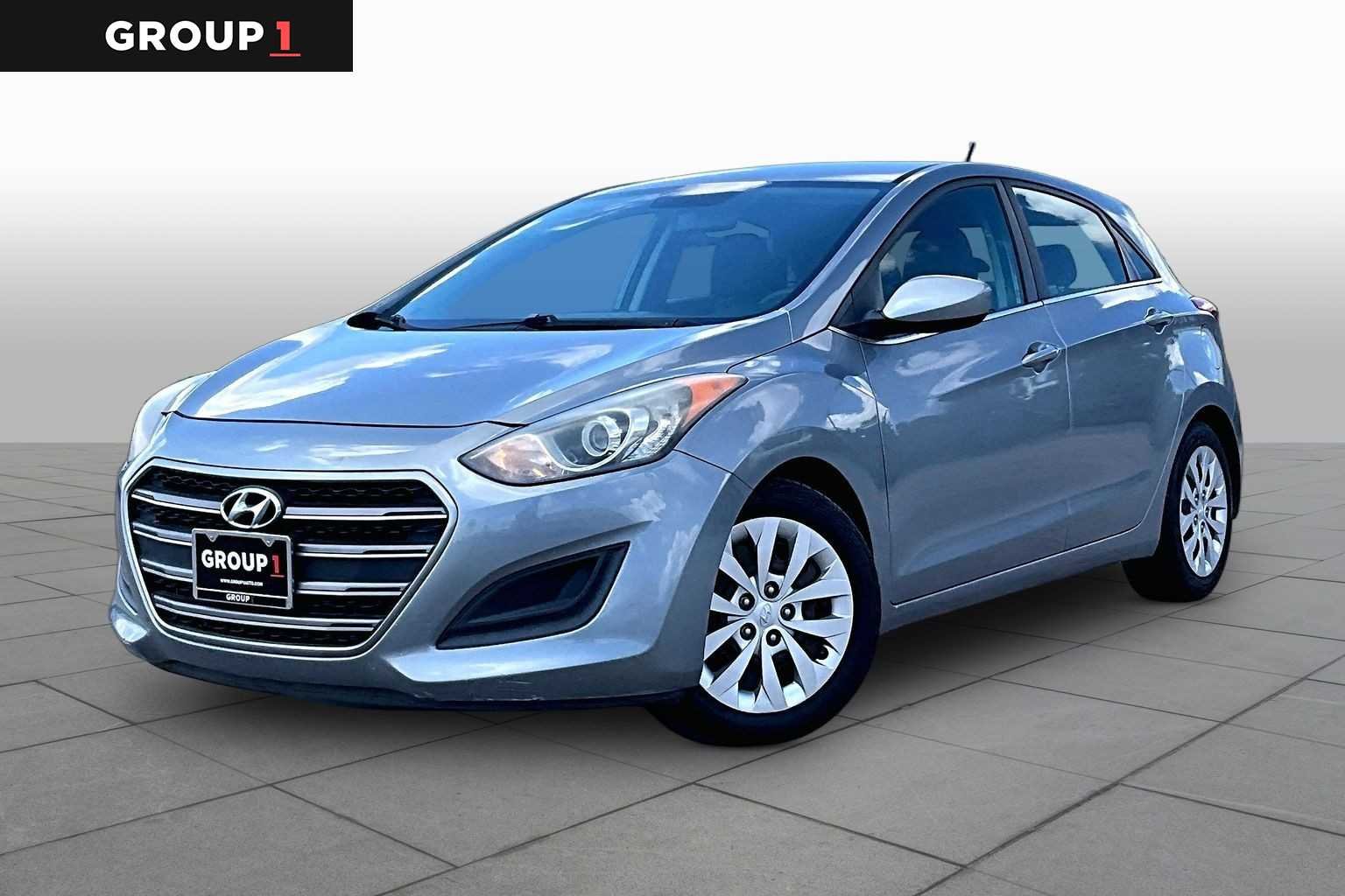 Pre-Owned 2016 Hyundai Elantra GT
