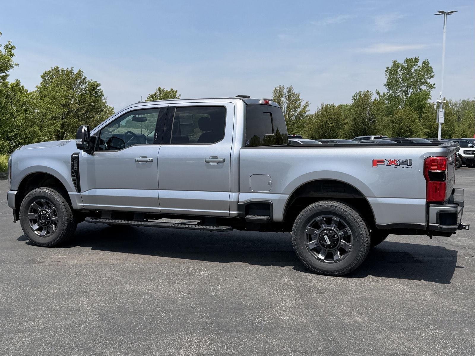 Used 2024 Iconic Silver Ford LARIAT image 5