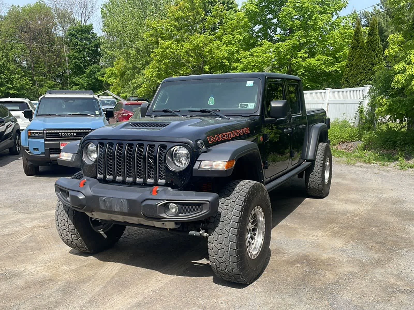 2021 Jeep Gladiator Mojave's photo