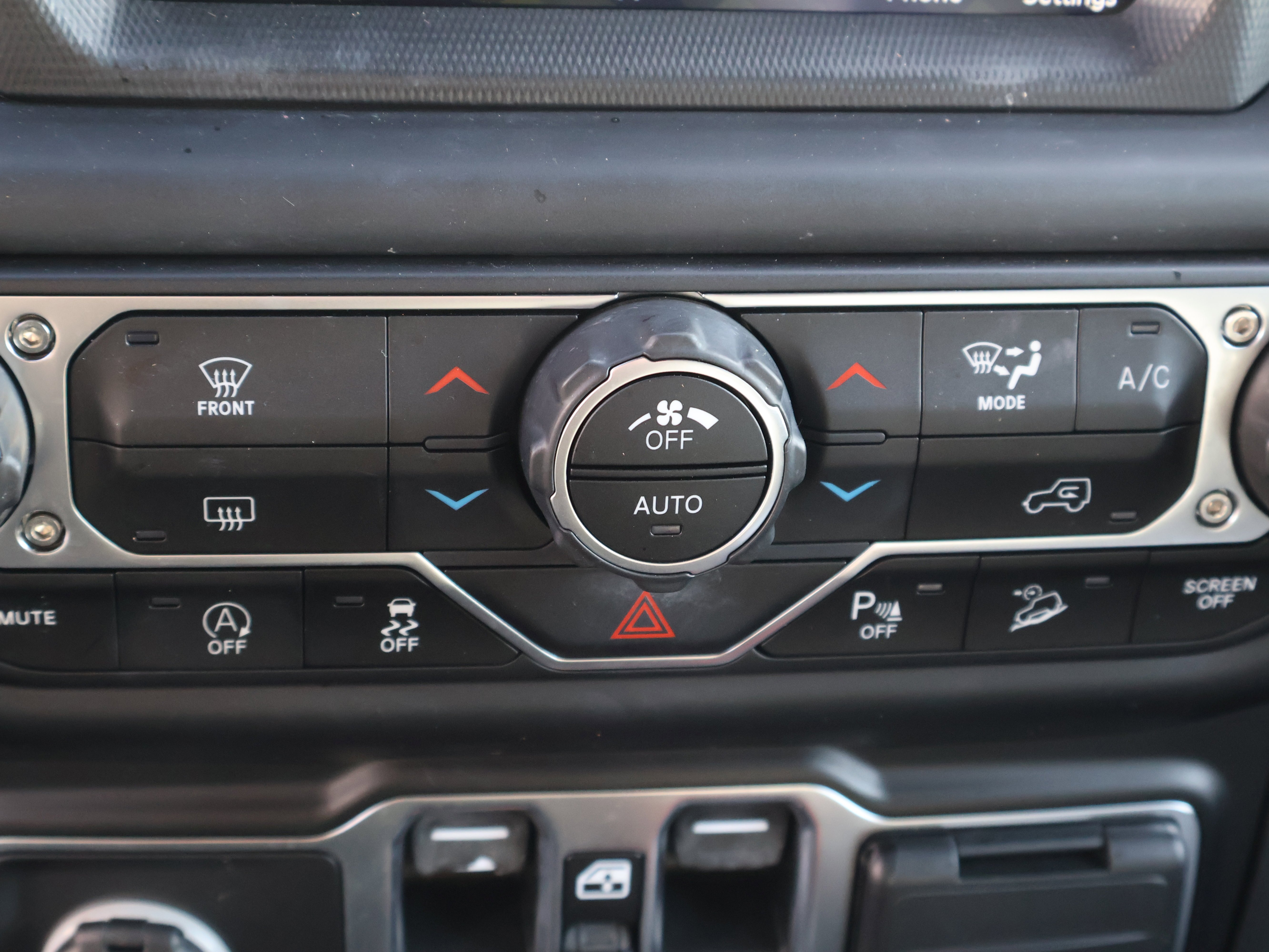 2021 Jeep Wrangler Unlimited Sahara - Photo 32