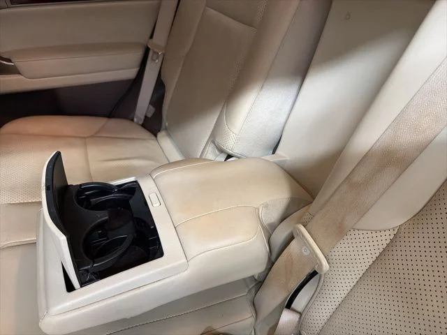 Used 2015 Starfire Pearl Lexus 460 Luxury image 17