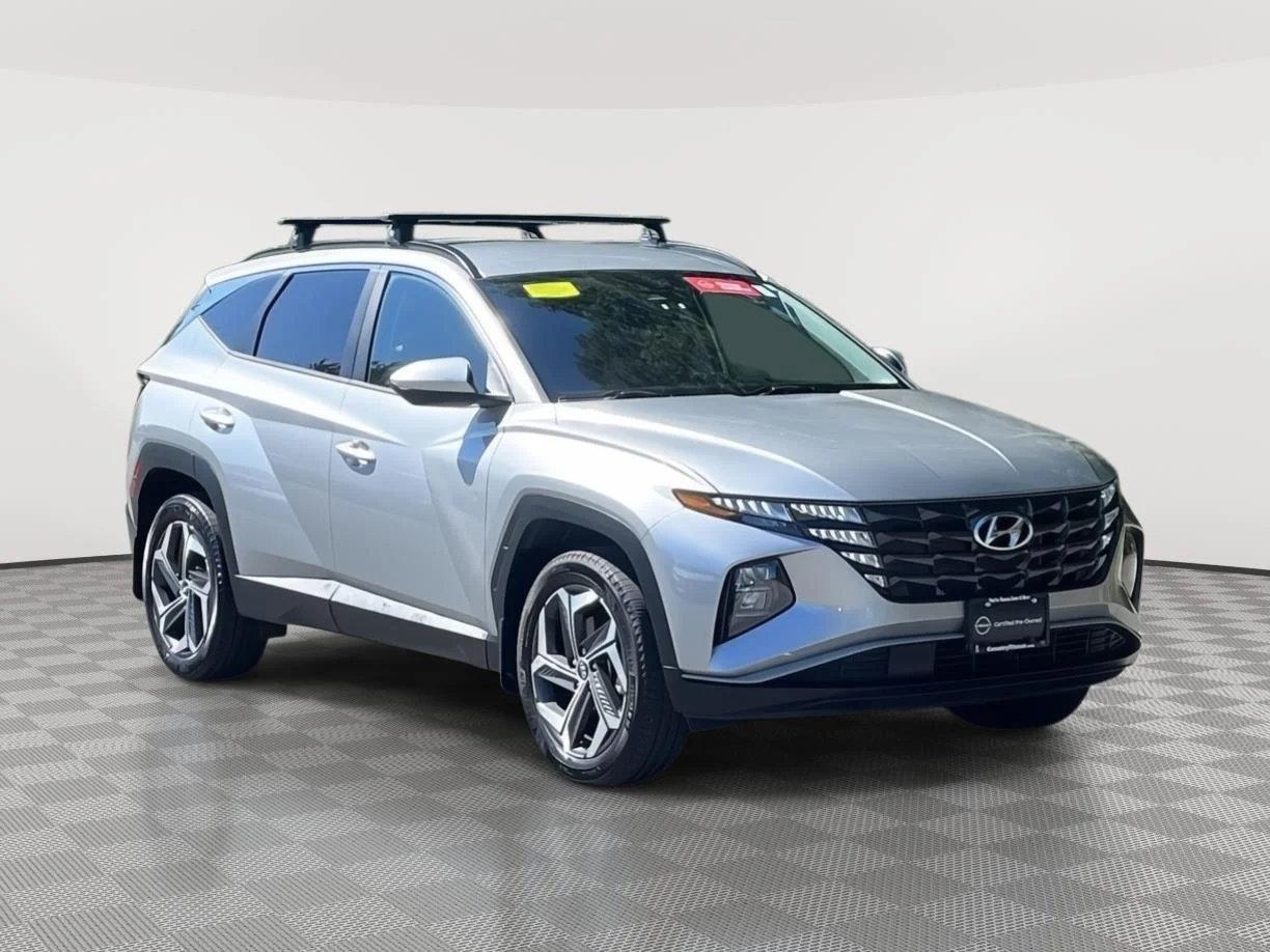 Used 2024 Shimmering Silver Hyundai SEL image 3