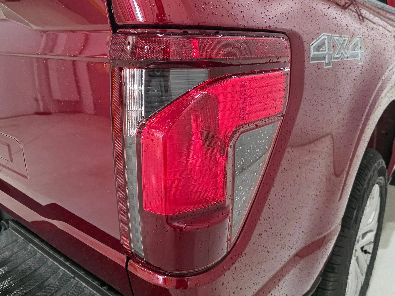 New 2026 Ruby Red Metallic Tinted Clearcoat Ford XLT image 15
