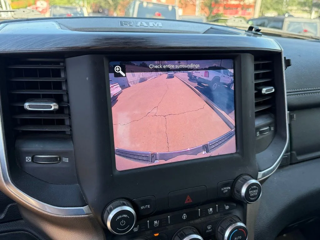 Used 2019 Silver Ram Laramie image 23