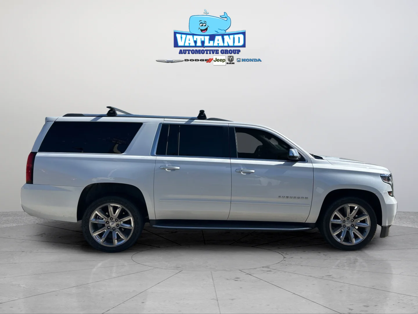 Used 2019 Pearl Chevrolet Premier image 6