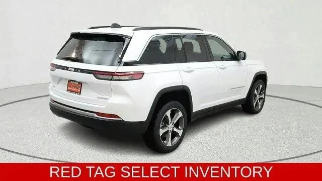 New 2026 Bright White Clear-Coat Exterior Paint Jeep Limited image 9