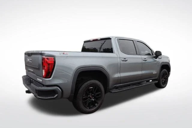 Used 2020 Gray GMC Elevation image 17