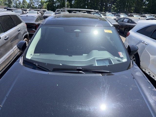 Used 2023 Super Black Nissan Platinum image 5