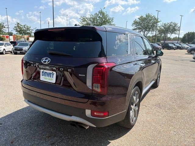 Used 2020 Sierra Burgundy Hyundai SEL image 5