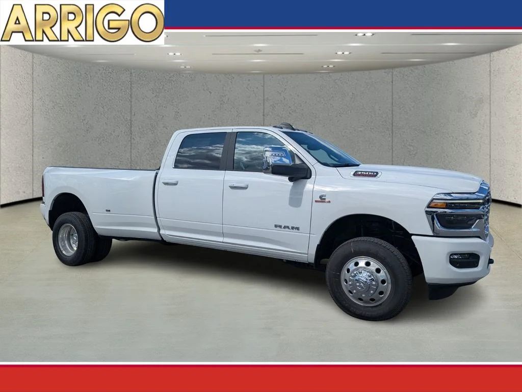 2026 RAM 3500 Tradesman 4X4 Crew Cab's photo