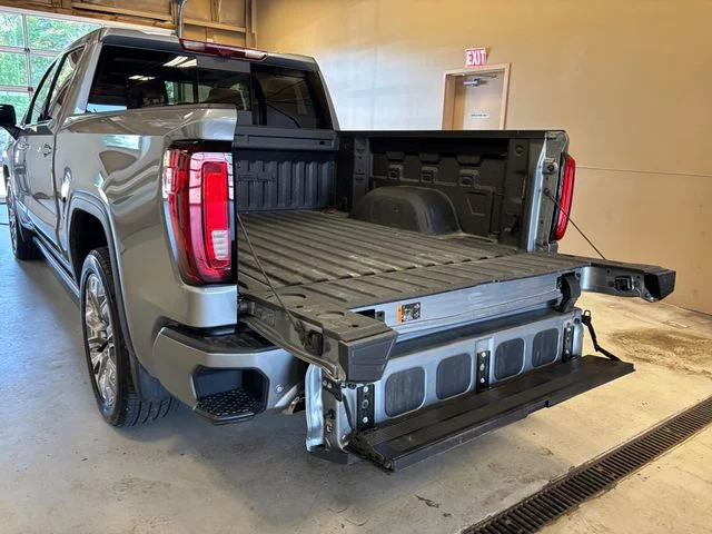 Used 2024 Silver GMC Denali image 27