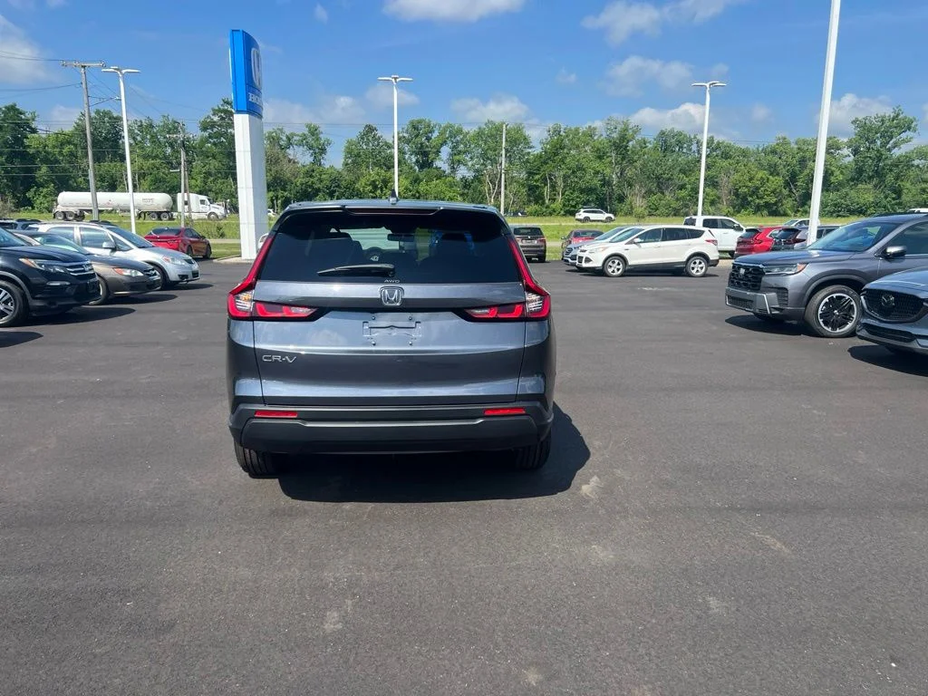 New 2026 Meteorite Gray Metallic Honda EX image 5