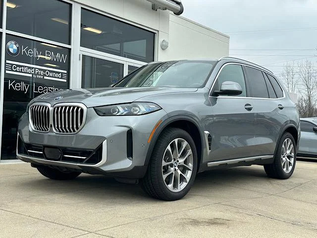 Certified Used 2026 Skyscraper Grey Metallic BMW xDrive40i image 3