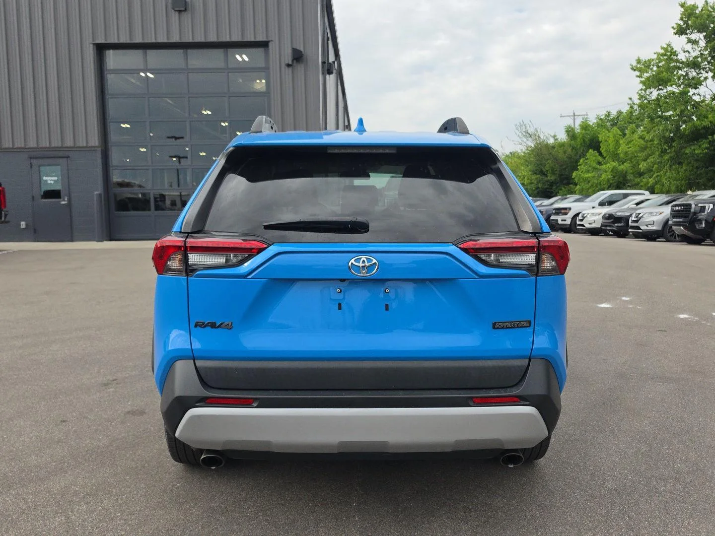 Used 2020 Blue Flame Toyota Adventure image 4