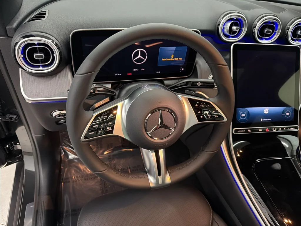Used 2026 Gray Mercedes-Benz GLC 300 image 10