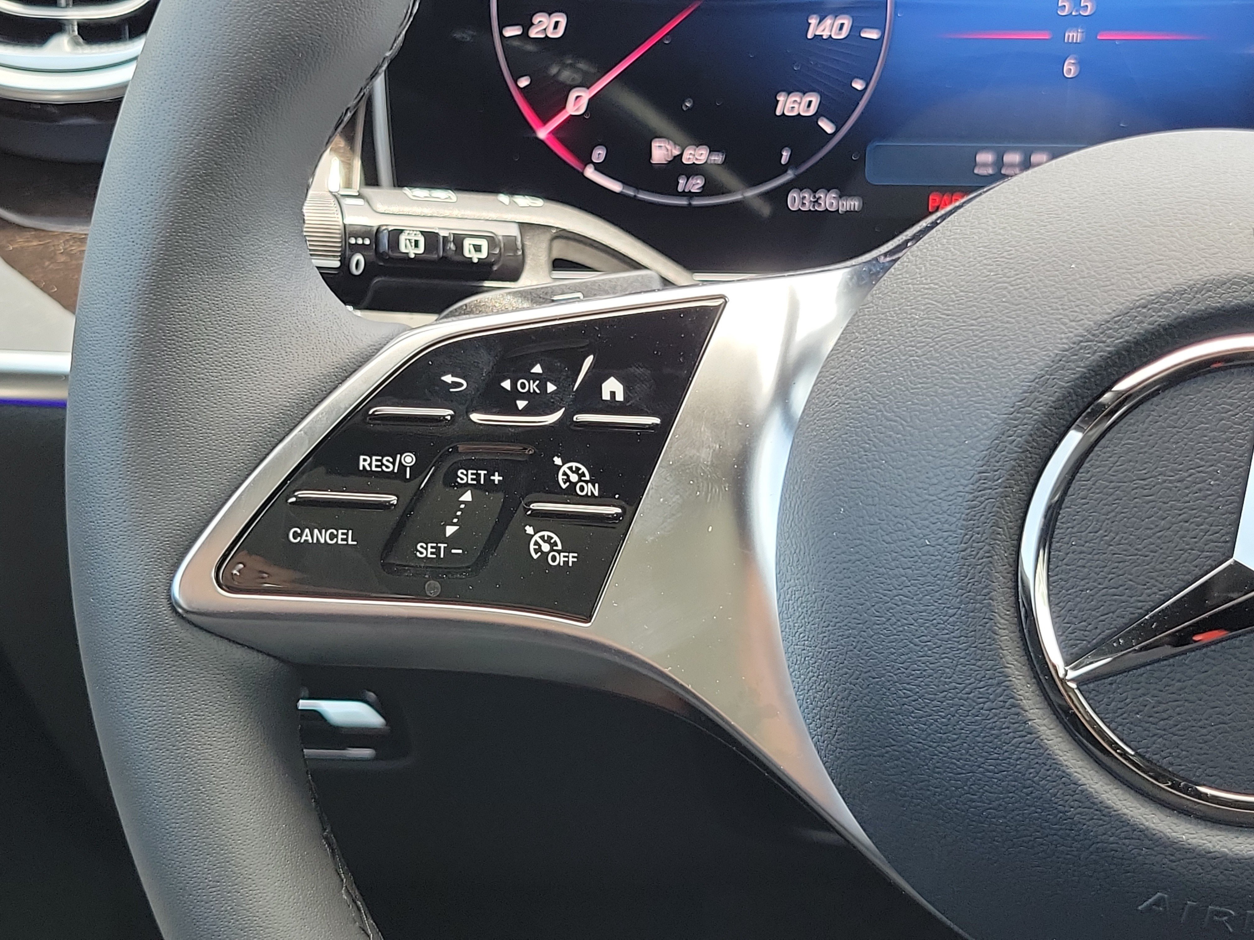 New 2026 Cirrus Silver Metallic Mercedes-Benz GLC 300 image 56