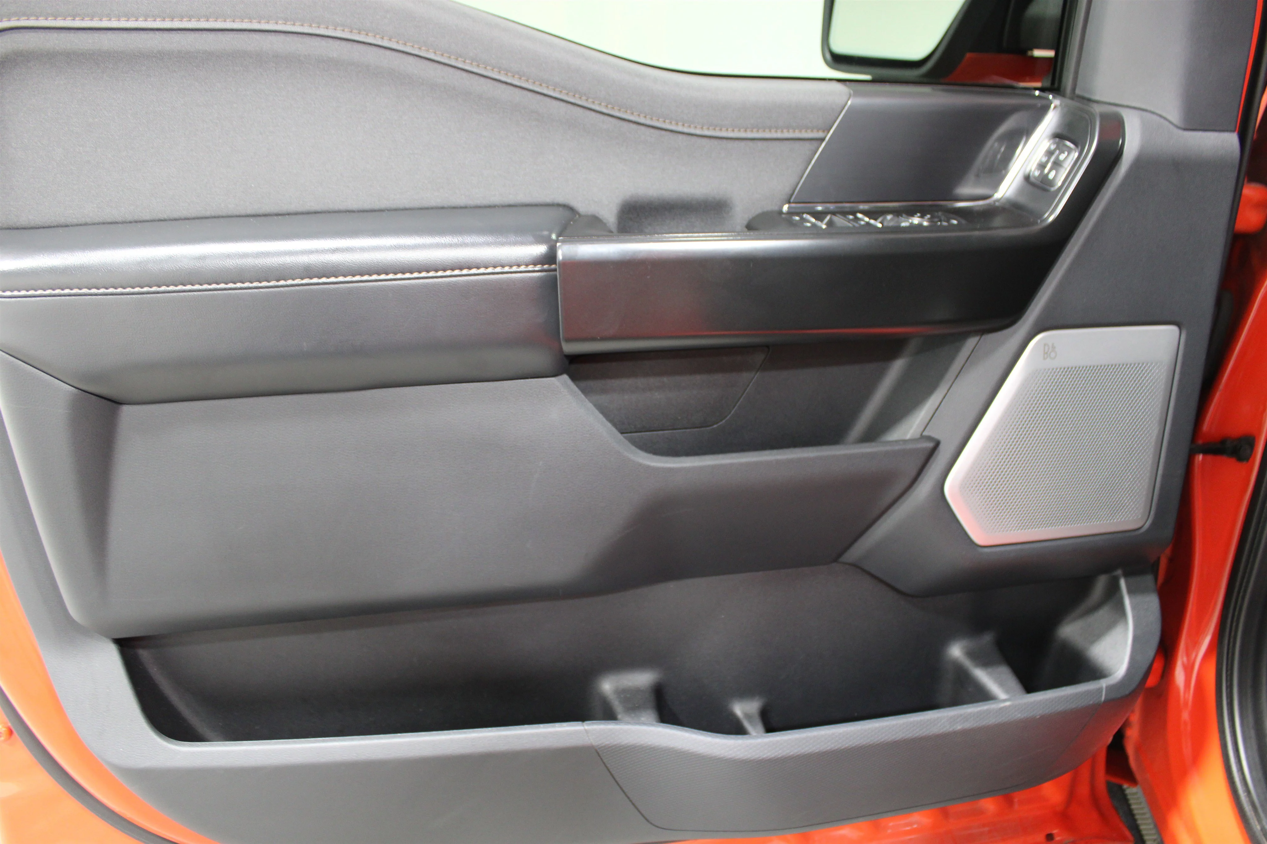 Used 2022 ORANGE Ford Raptor image 6