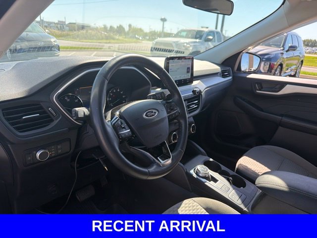 Used 2022 Blue Ford SE image 41