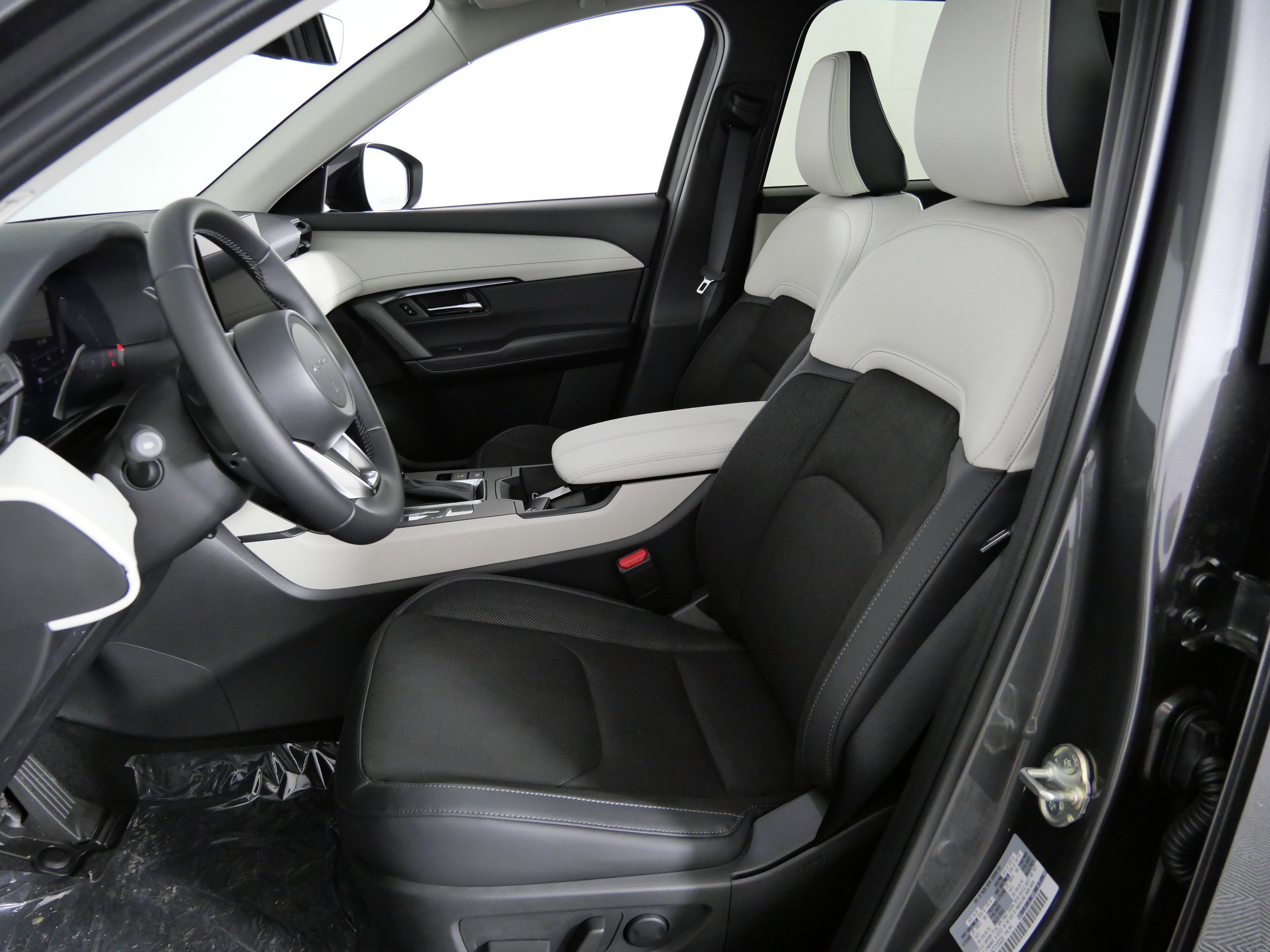 New 2026 Machine Gray Metallic Mazda 2.5 S Preferred AWD image 18