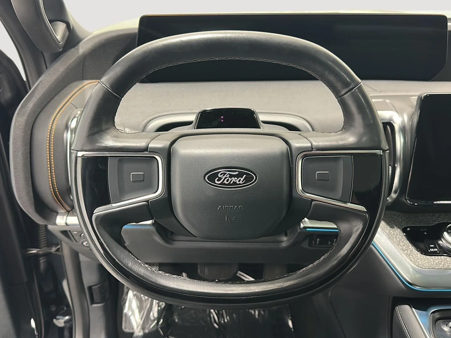 Used 2025 Stone Blue Metallic Ford Tremor image 9