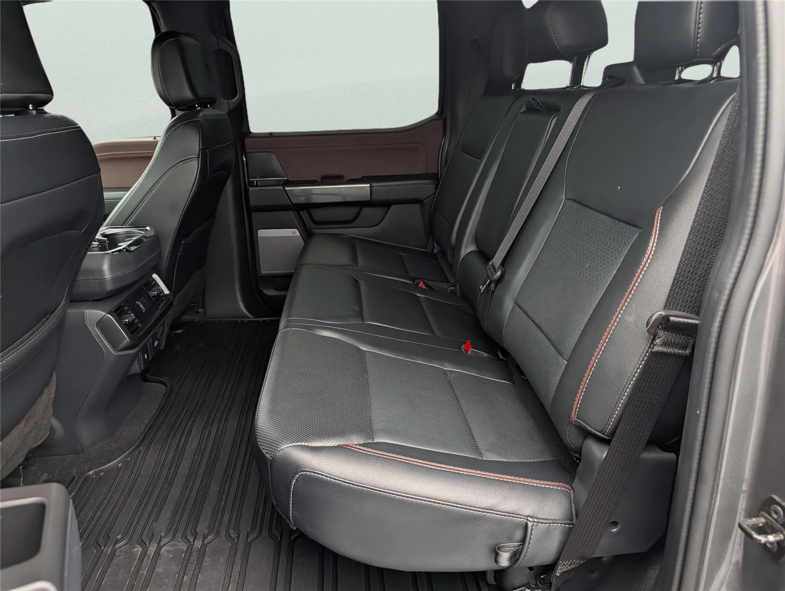 Used 2023 Carbonized Gray Ford LARIAT image 29