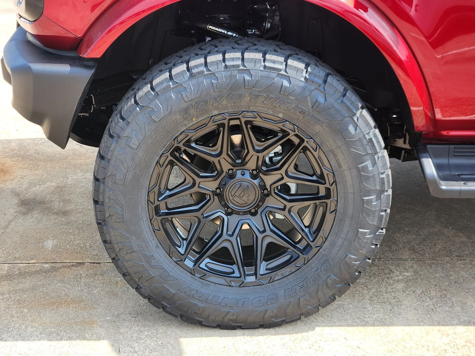 New 2026 Ruby Red Metallic Tinted Clearcoat Ford Outer Banks® image 7