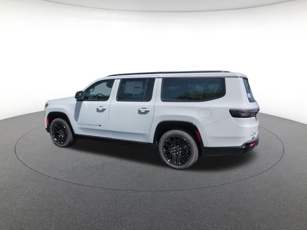 New 2026 Bright White Clear-Coat Exterior Paint Jeep Limited Reserve image 12