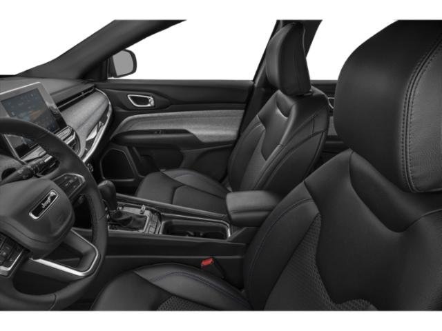 New 2026 Diamond Black Crystal Pearl-Coat Exterior Paint Jeep Limited image 11