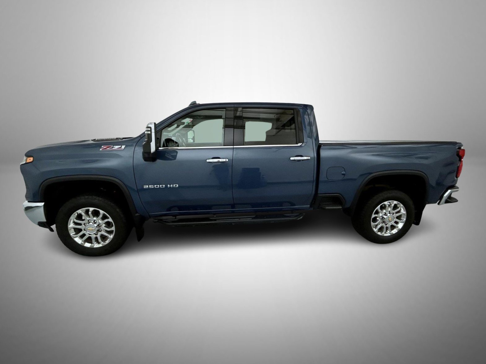 Used 2024 Blue Chevrolet LTZ image 8