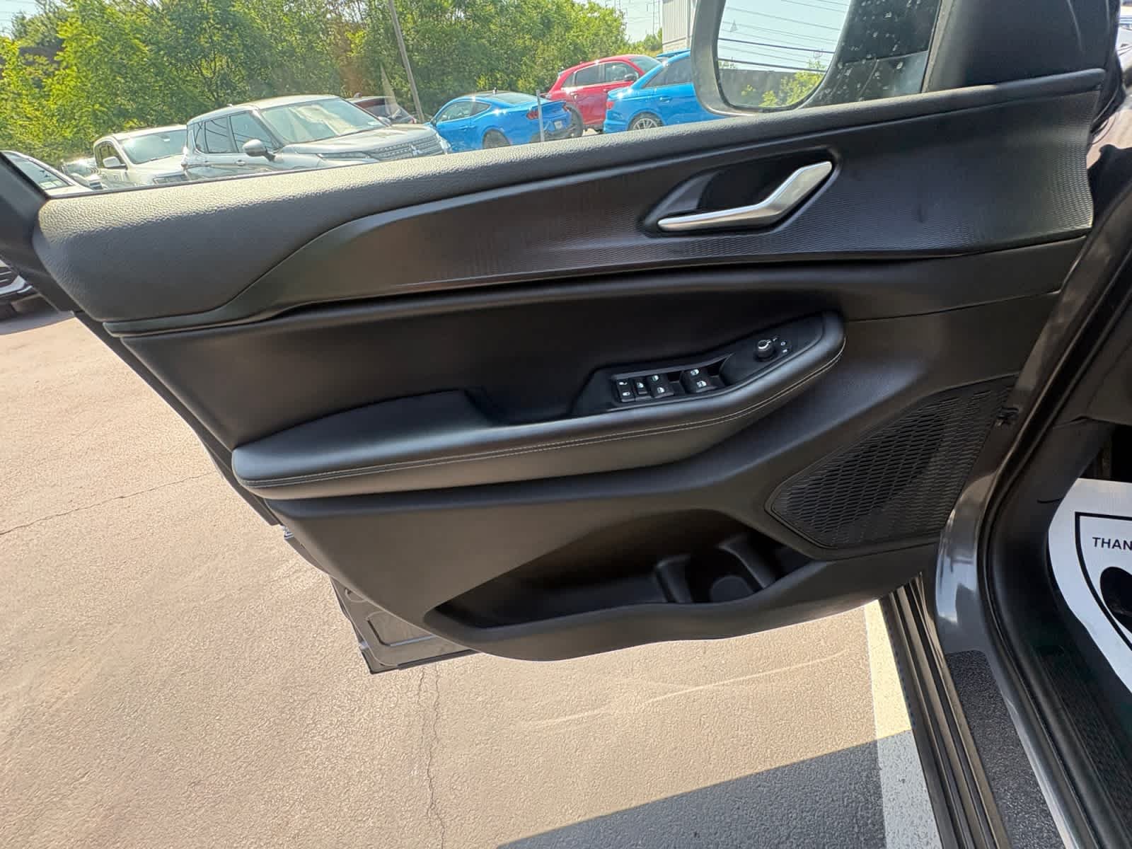 Used 2023 Baltic Gray Metallic Clearcoat Jeep Laredo image 10