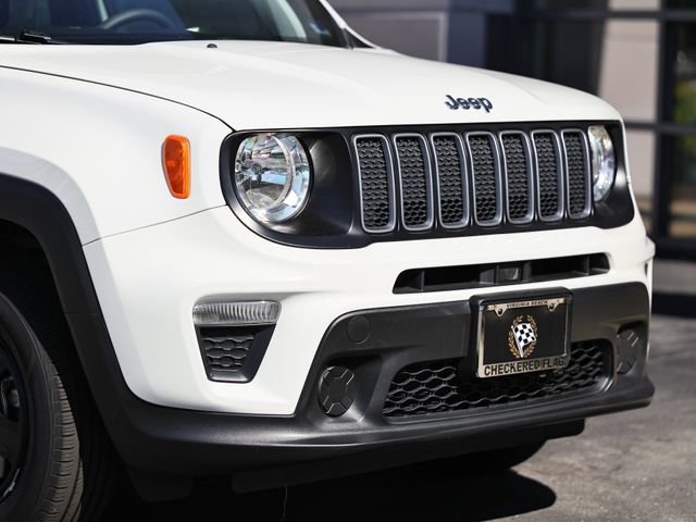 Used 2022 Alpine White Clearcoat Jeep Sport image 2
