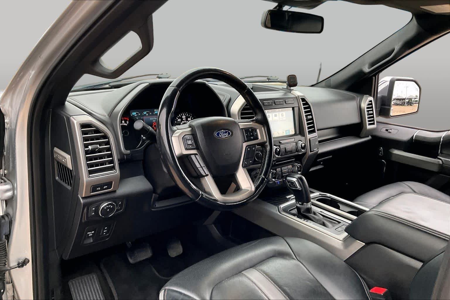 Used 2018 Ingot Silver Ford Platinum image 17