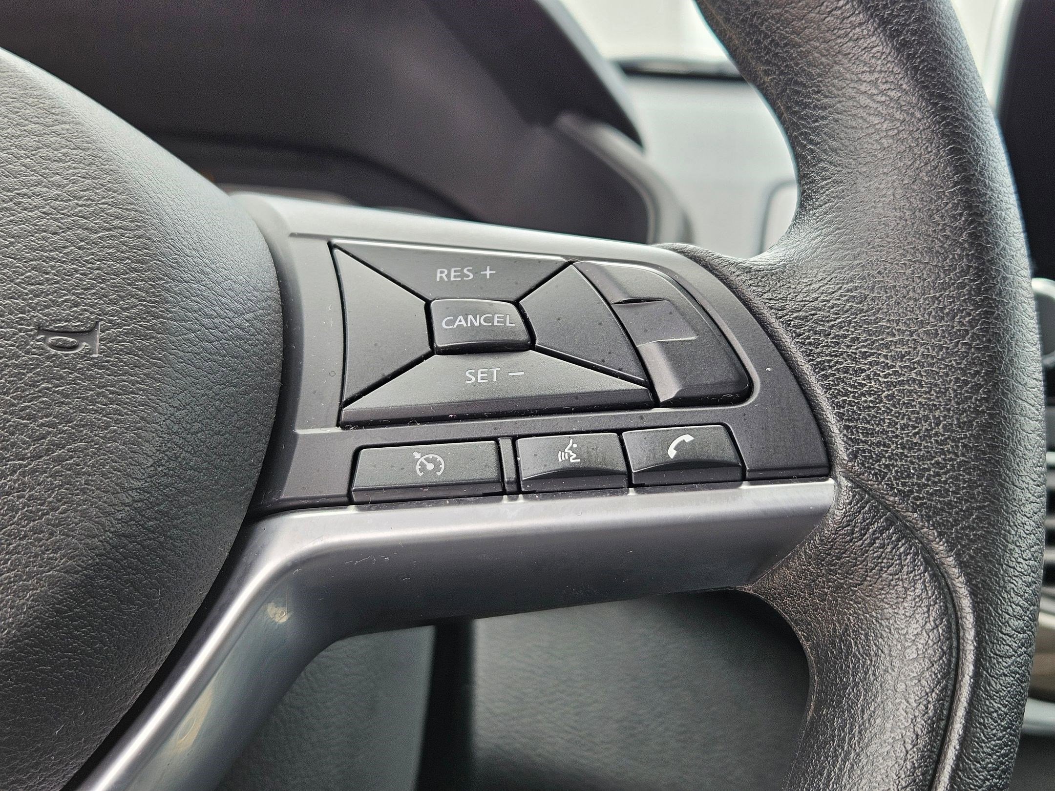 Certified Used 2025 Gun Metallic Nissan 2.5 SV image 17
