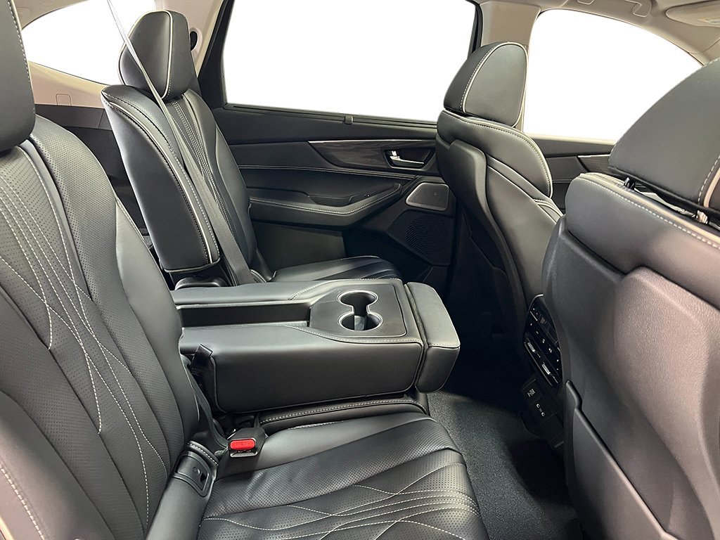 New 2026 Liquid Carbon Metallic Acura w/Advance Package image 37
