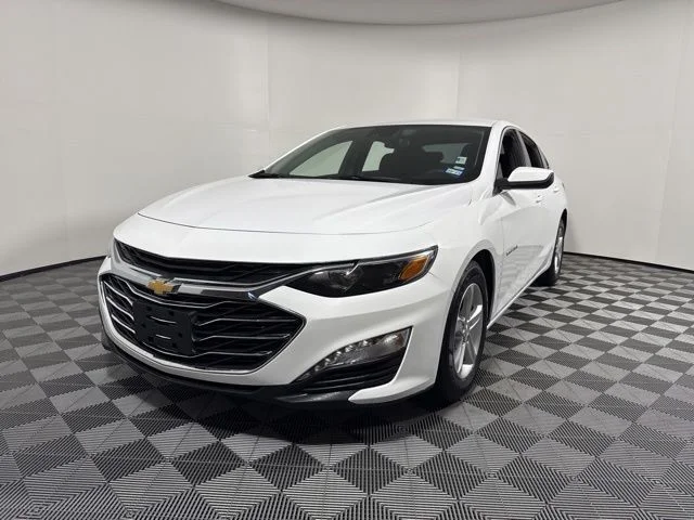 Pre-Owned 2024 Chevrolet Malibu LT 4D Sedan in New Orleans